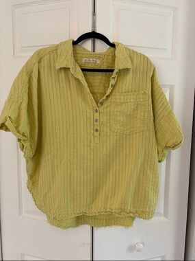 We The Free Small Chartreuse Green Crinkle Gauze Button Down Shirt